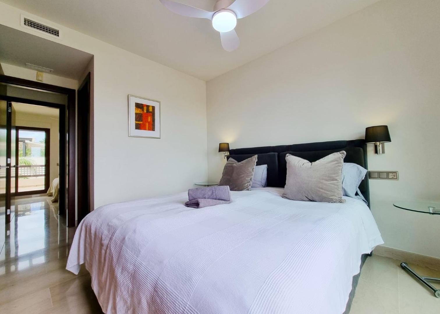 Apartment Luxury Penthouse In Medina Banus *
